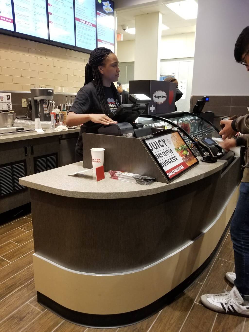 Smashburger | restaurant | 156 Warren St, Newark, NJ 07103, USA | 3036331500 OR +1 303-633-1500