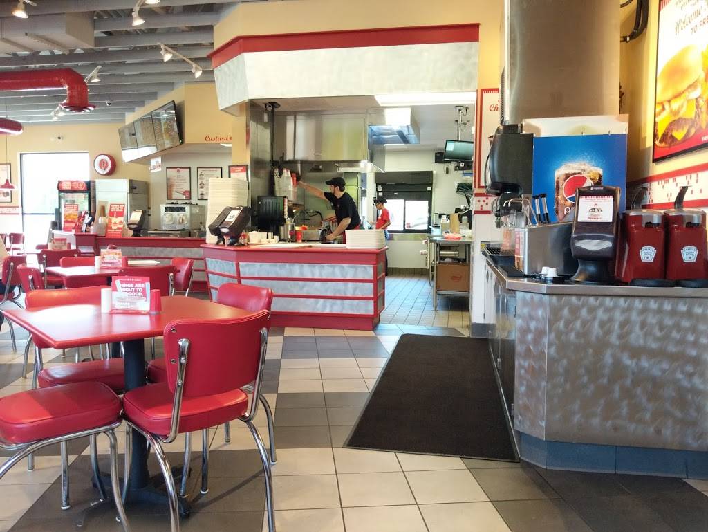 Freddys Frozen Custard & Steakburgers | restaurant | 6006 28th St SE, Grand Rapids, MI 49546, USA | 6165913354 OR +1 616-591-3354