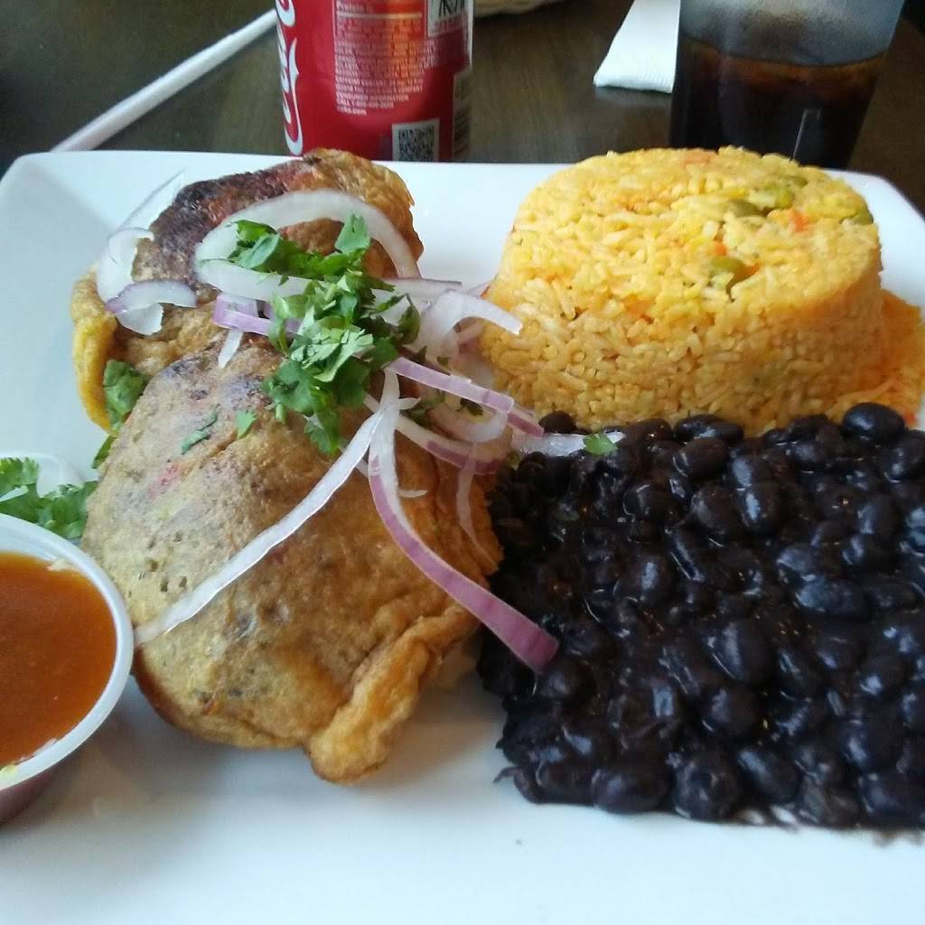 The Old House II | restaurant | 878 E Main St, Stamford, CT 06902, USA | 2036148685 OR +1 203-614-8685