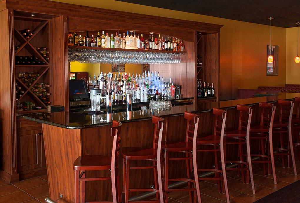 Nino’s Thick & Thin Pizzeria and Restaurant | meal delivery | 18911 S Tamiami Trail # 6, Fort Myers, FL 33908, USA | 2392676800 OR +1 239-267-6800