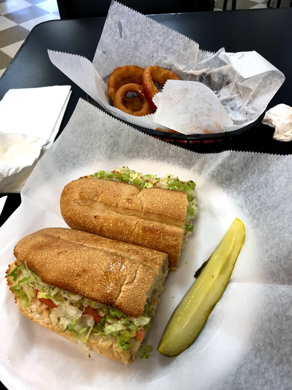 Angelos Sub Cafe | cafe | 15079 Patrick Henry Hwy, Amelia Court House, VA 23002, USA | 8045612999 OR +1 804-561-2999