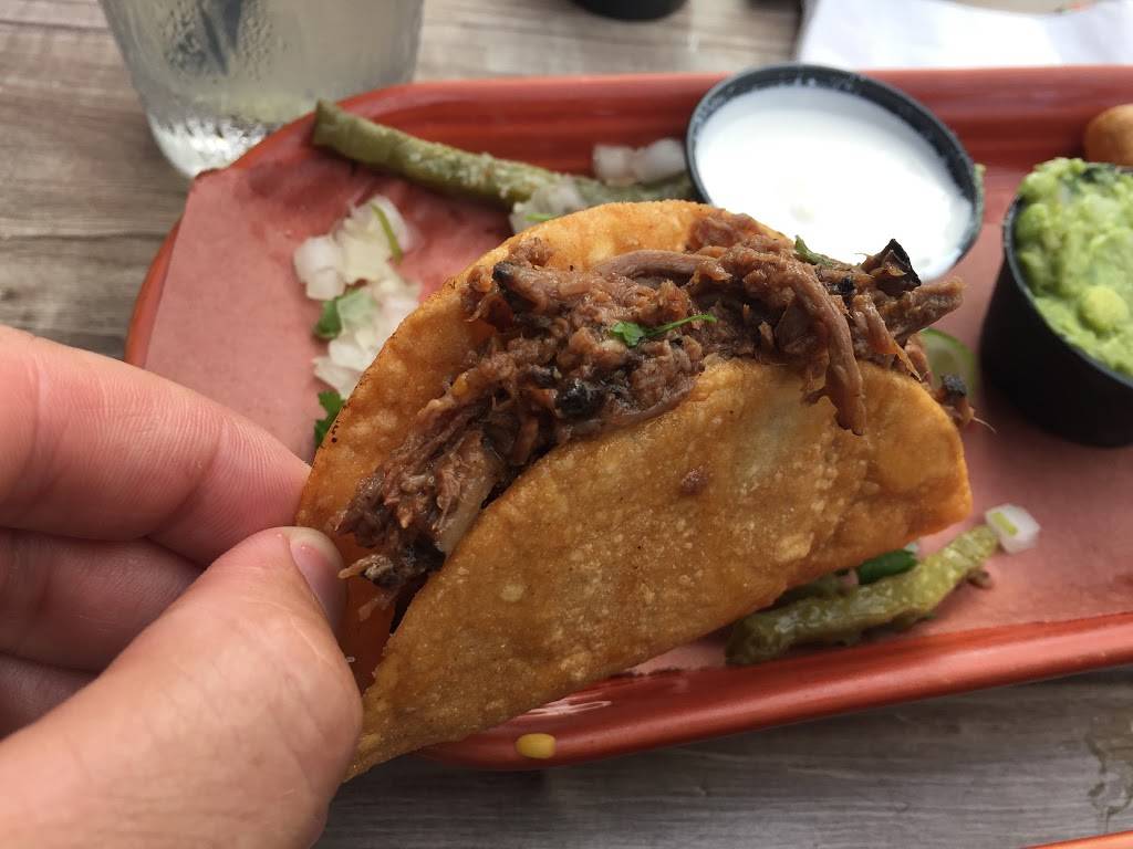 Papis Tacos | restaurant | 1703 Aliceanna St, Baltimore, MD 21231, USA | 4102998480 OR +1 410-299-8480