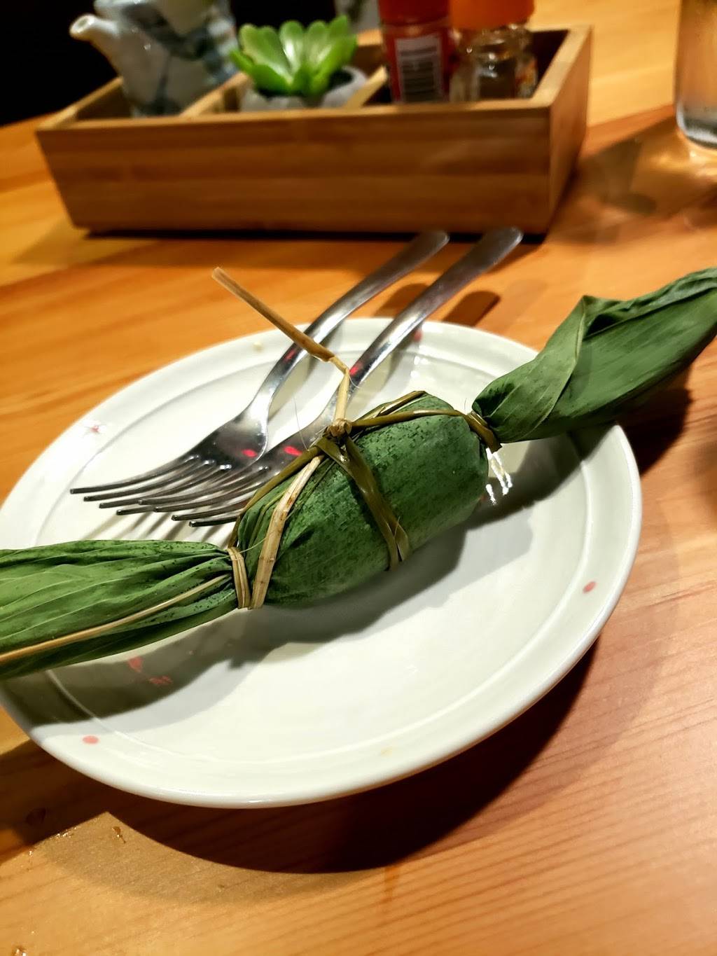 Zundo Ramen and Donburi | restaurant | 220 W 12th St, Cincinnati, OH 45202, USA | 5139750706 OR +1 513-975-0706