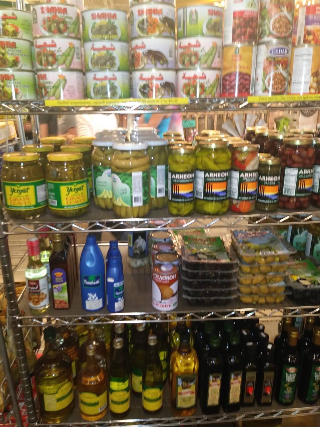 Beirut Restaurant and Grocery | restaurant | 300 E 1st St, Flint, MI 48502, USA | 8103396974 OR +1 810-339-6974