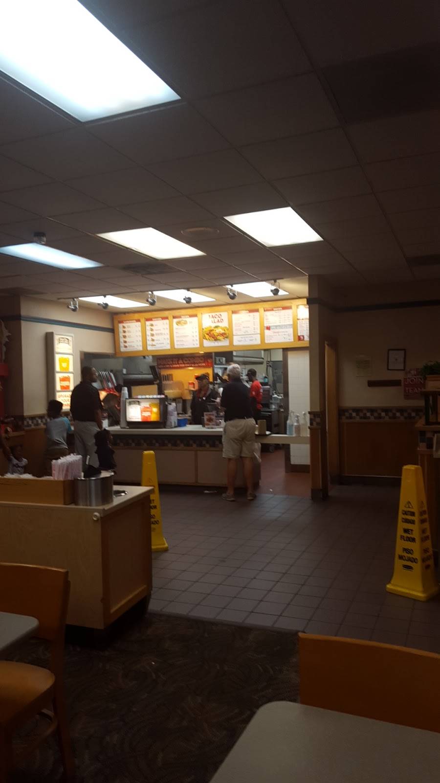 Wendys | restaurant | 1777 Rock Quarry Rd, Stockbridge, GA 30281, USA | 7703895575 OR +1 770-389-5575