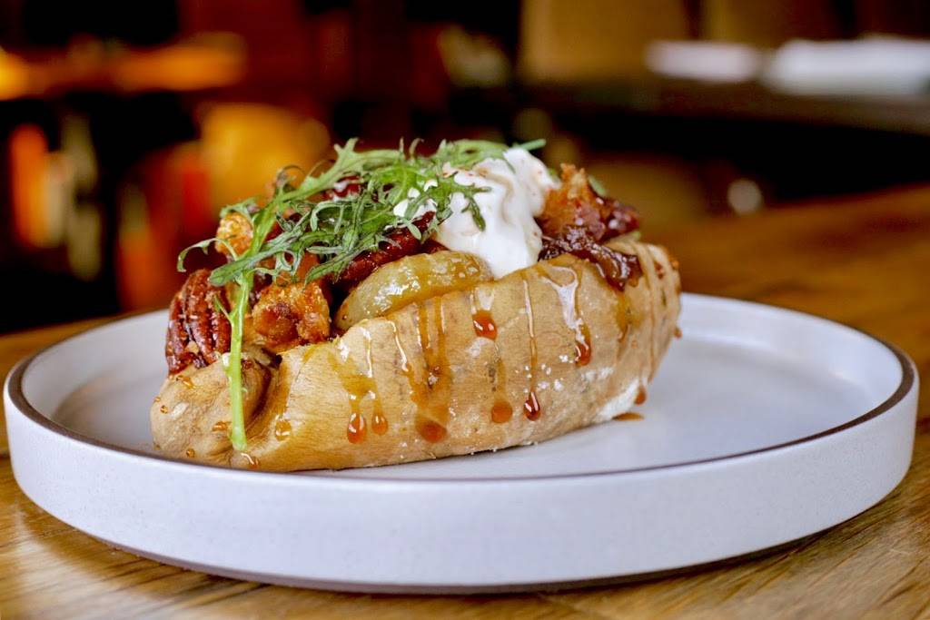 Wilshire Restaurant | restaurant | 2454 Wilshire Blvd, Santa Monica, CA 90403, USA | 3105861707 OR +1 310-586-1707