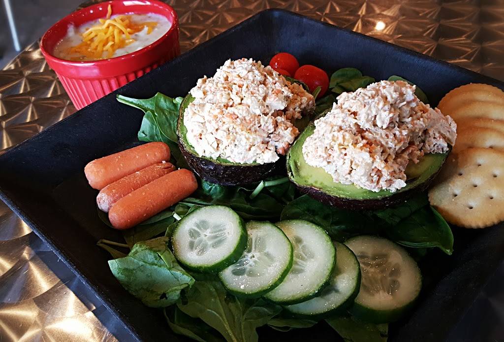 Brazos Market & Bistro | restaurant | 216 N Oak Ave, Mineral Wells, TX 76067, USA | 9404682702 OR +1 940-468-2702