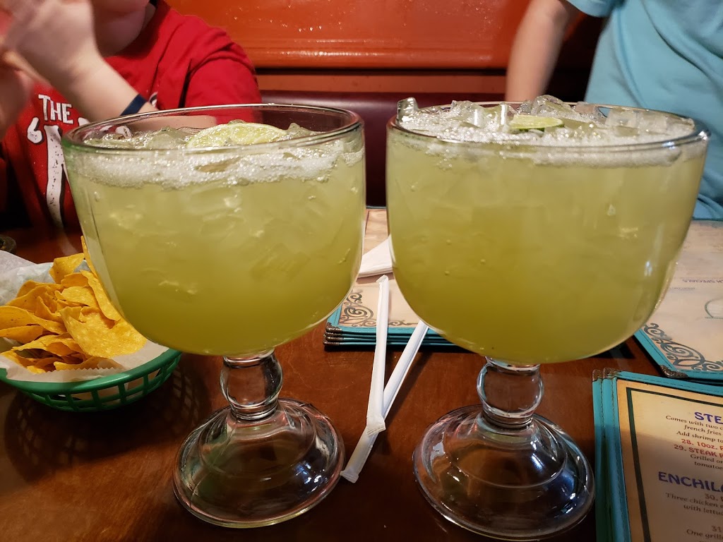 Mariachis Mexican Grill | restaurant | 2747 Gulf Breeze Pkwy, Gulf Breeze, FL 32563, USA | 8509343606 OR +1 850-934-3606