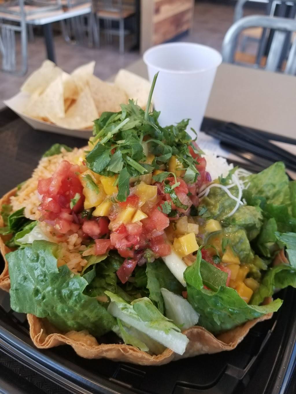 Baja Fresh Mexican Grill | restaurant | 10760 Riverside Dr, Toluca Lake, CA 91602, USA | 8187627326 OR +1 818-762-7326