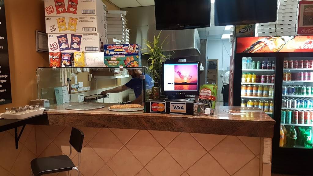 Pizza Hot Wings | meal delivery | 3883 Don Mills Rd, North York, ON M2H 2S7, Canada | 4164906325 OR +1 416-490-6325