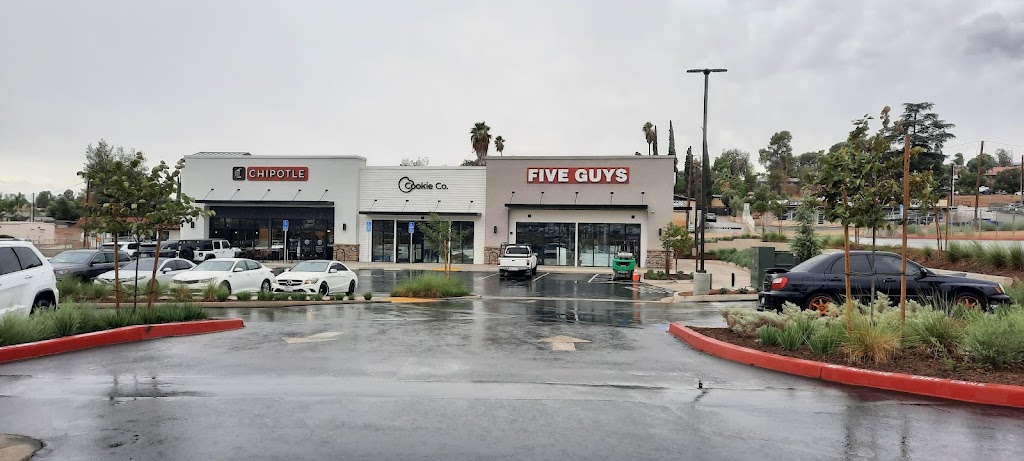Five Guys | meal takeaway | 31495 Yucaipa Blvd #3, Yucaipa, CA 92399, USA | 9095700235 OR +1 909-570-0235