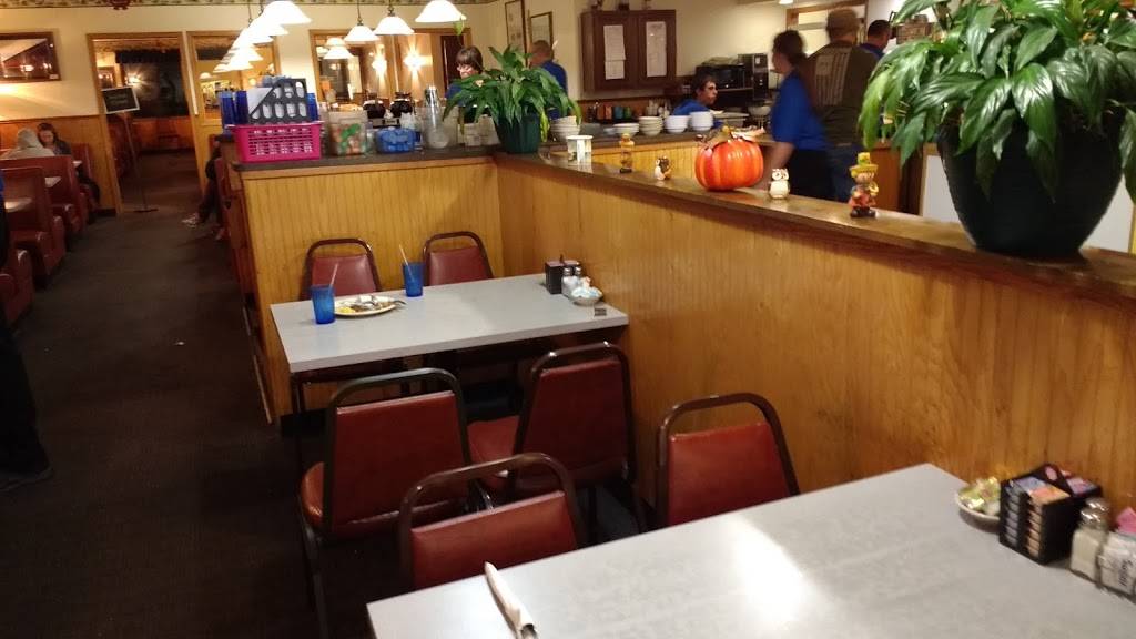 Breakwater Restaurant | restaurant | 1808 Lake Shore Dr E, Ashland, WI 54806, USA | 7156828388 OR +1 715-682-8388