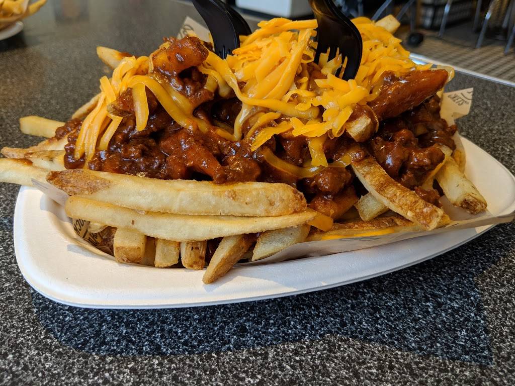 Johnny Rockets | restaurant | 8039 Beach Blvd, Buena Park, CA 90620, USA | 7142205005 OR +1 714-220-5005