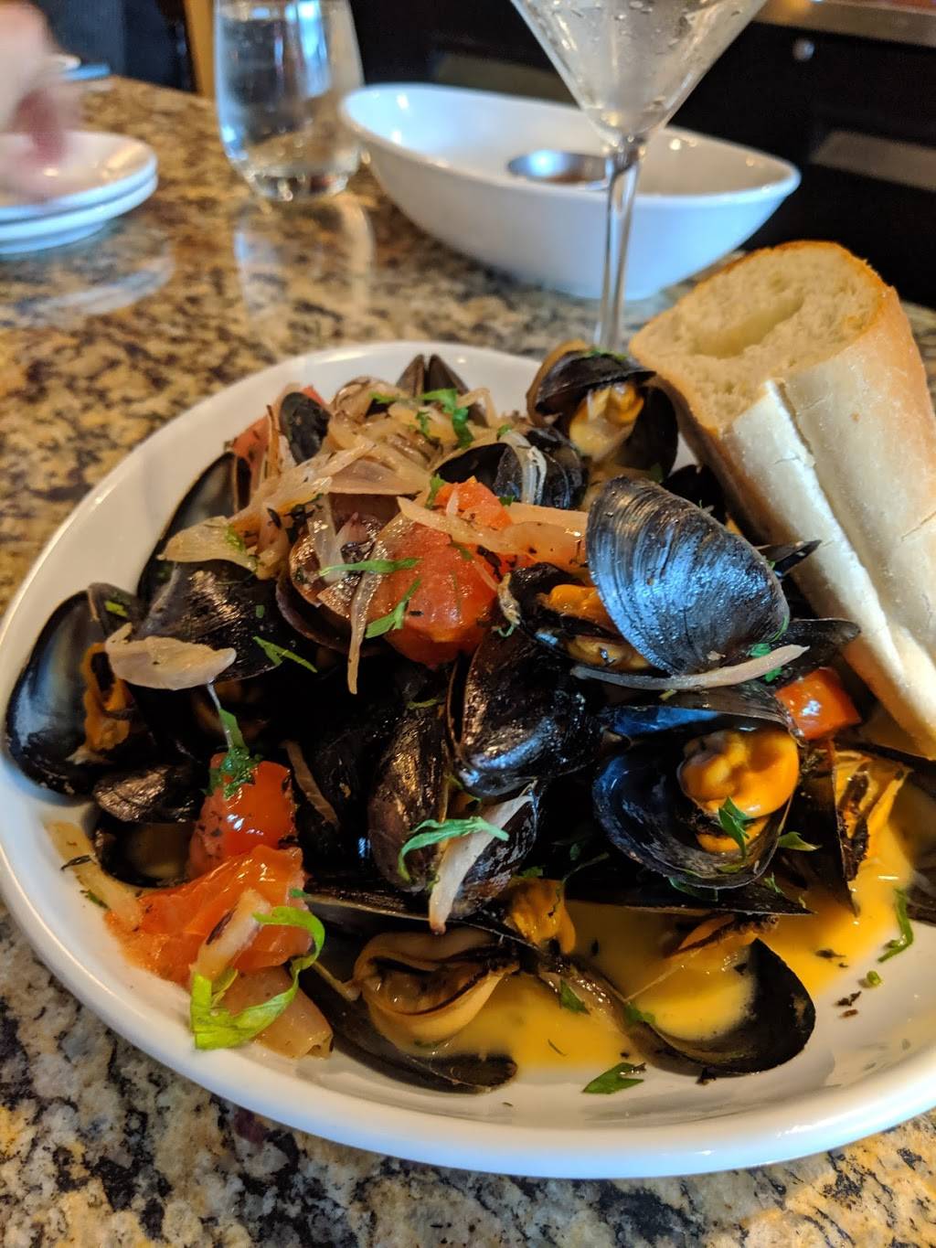 Garden Bistro 24 | restaurant | 1207 Troy Schenectady Rd, Latham, NY 12110, USA | 5184564566 OR +1 518-456-4566