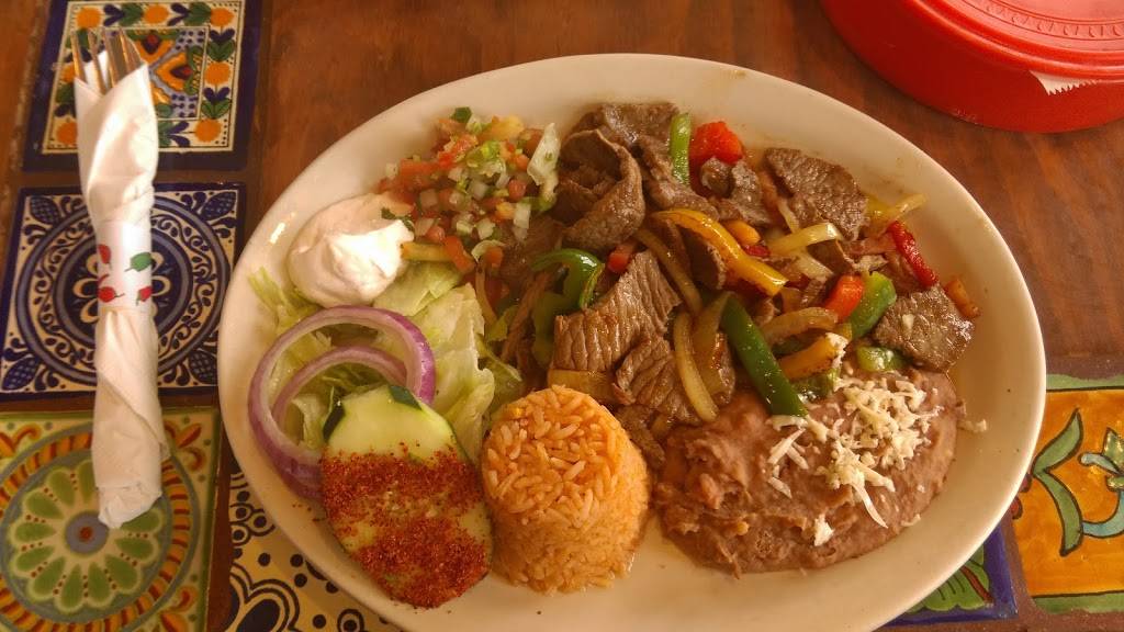Los Fernandez Taqueria | restaurant | 1156 Irving Park Rd, Streamwood, IL 60107, USA | 6308309411 OR +1 630-830-9411