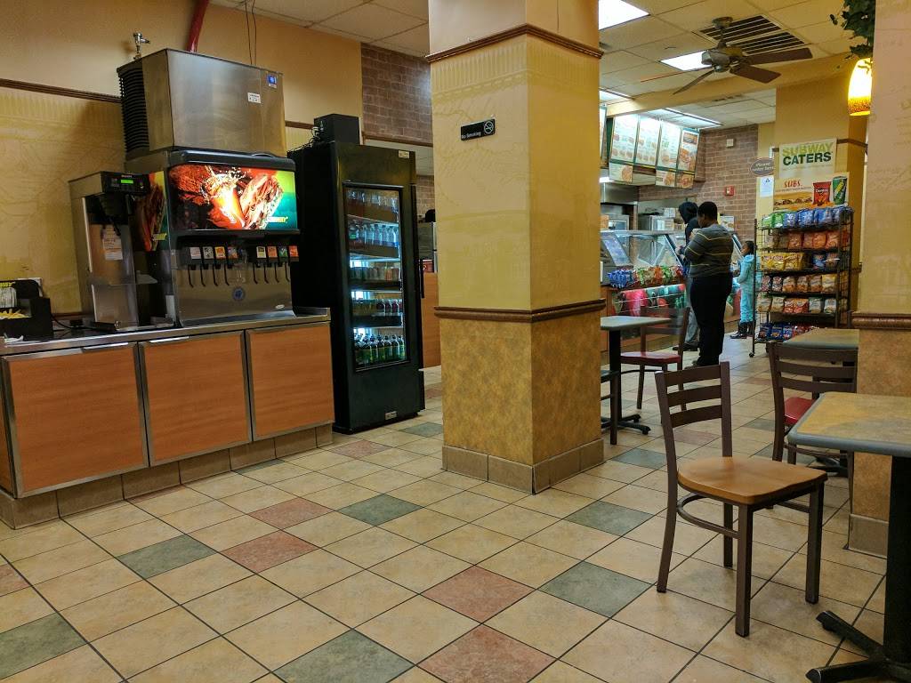 Subway Restaurants | restaurant | 250 Broadway, New York, NY 10007, USA | 2123462533 OR +1 212-346-2533