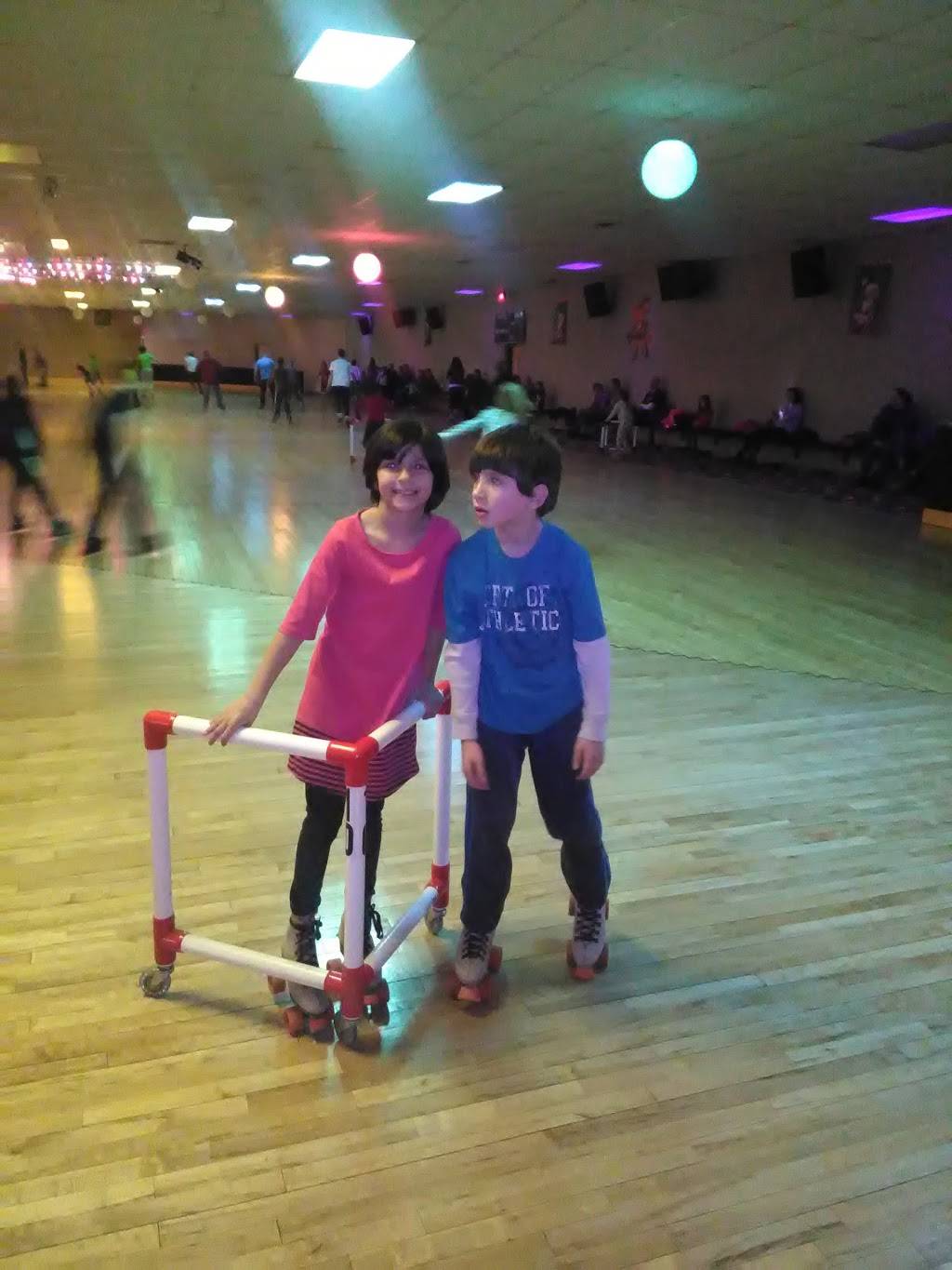 The Wheel House - An American Grill | restaurant | 2909 Bay City Rd, Midland, MI 48642, USA | 9894962900 OR +1 989-496-2900