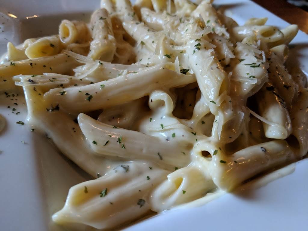 Brews Tavern | restaurant | 8083 Charlotte Hwy, Fort Mill, SC 29707, USA | 8035473279 OR +1 803-547-3279