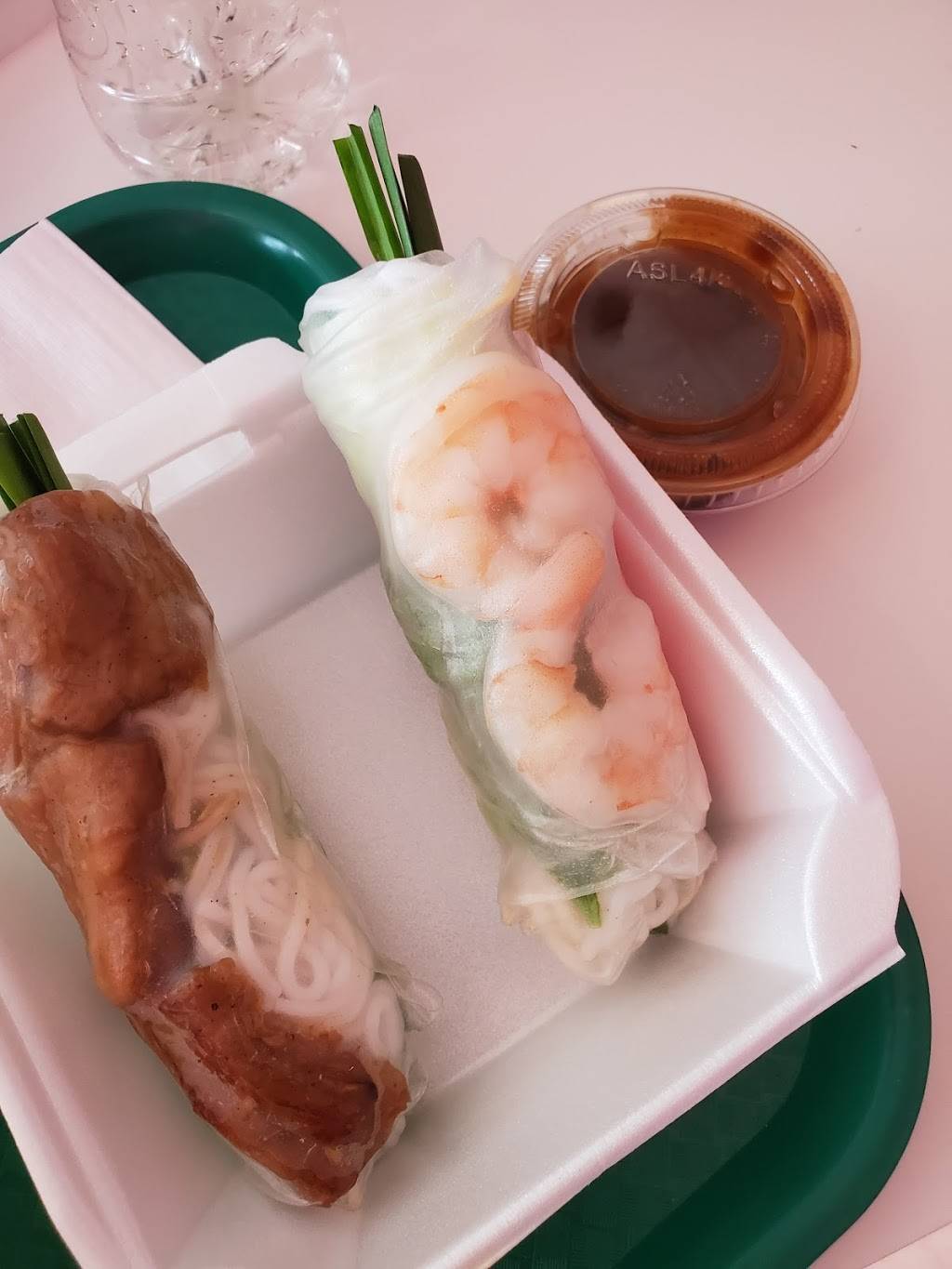 Saigon88 Express | restaurant | 5500 Steubenville Pike, McKees Rocks, PA 15136, USA | 4127888838 OR +1 412-788-8838