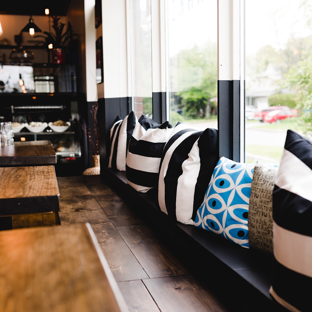 La Cuisine Meraki | restaurant | 275 Rue Paradis, Repentigny, QC J6A 8H2, Canada | 5796351235 OR +1 579-635-1235