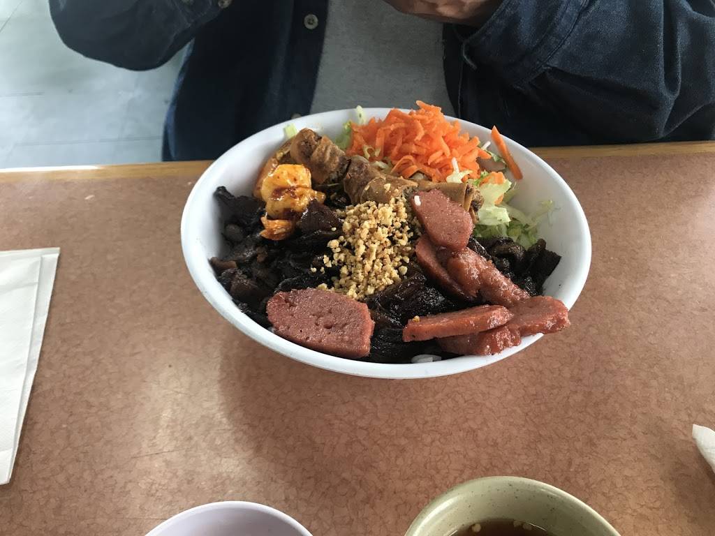 Uyens Restaurant | restaurant | 3708 Gulfway Dr, Port Arthur, TX 77642, USA | 4099825191 OR +1 409-982-5191