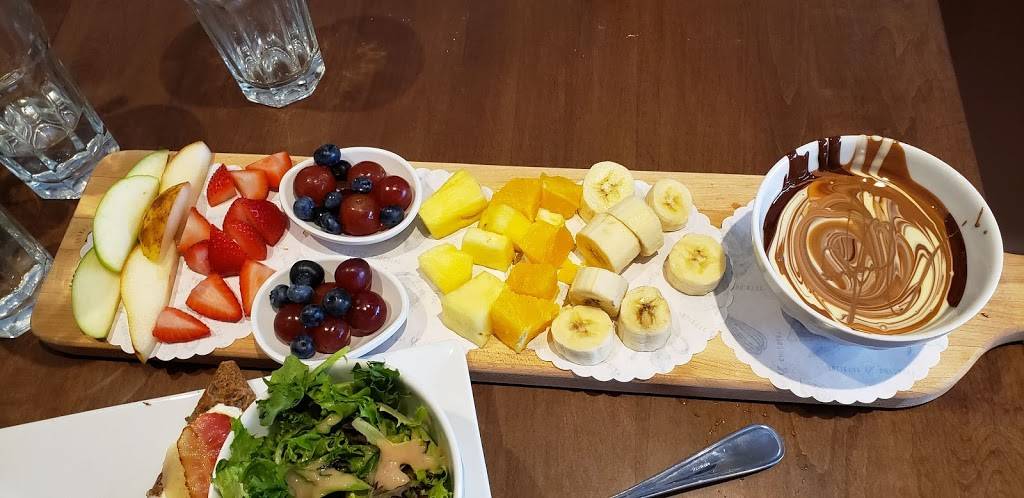 Juliette & Chocolat | restaurant | 5549 Av de Monkland, Montréal, QC H4A 1C8, Canada | 5145437212 OR +1 514-543-7212