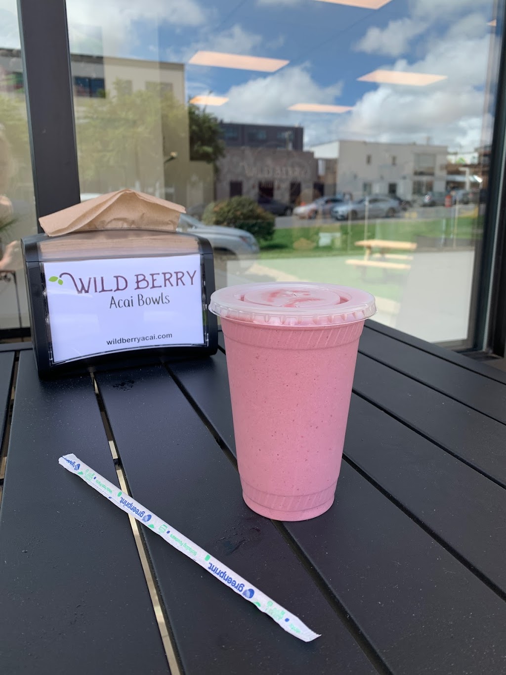 Wild Berry Acai | restaurant | 819 Main St, Nashville, TN 37206, USA | 6159152877 OR +1 615-915-2877