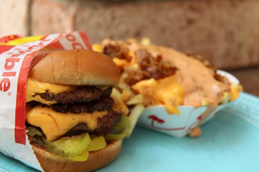 In-N-Out Burger | restaurant | 2950 E Capitol Expy, San Jose, CA 95148, USA | 8007861000 OR +1 800-786-1000