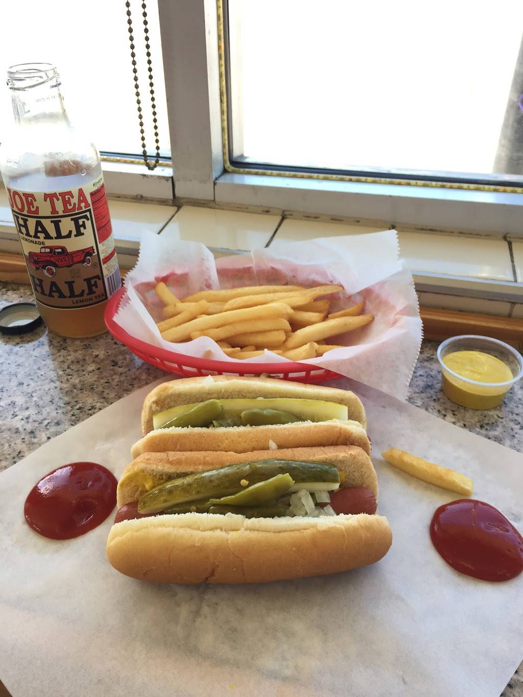 Nickys Hot Dogs | restaurant | 4601 S Pulaski Rd, Chicago, IL 60632, USA | 7735234555 OR +1 773-523-4555