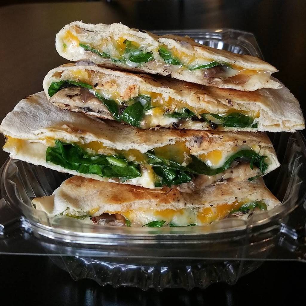 Pita Petes | restaurant | 901 Lucinda Ave Suite T, DeKalb, IL 60115, USA | 8157583012 OR +1 815-758-3012