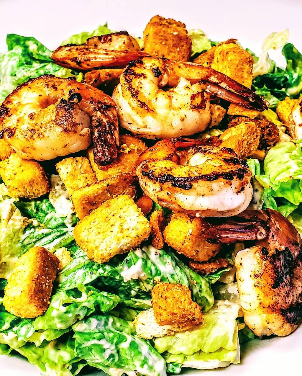 Nicks On The Beach | restaurant | 148 S Emerson Ave, Montauk, NY 11954, USA | 6316478000 OR +1 631-647-8000