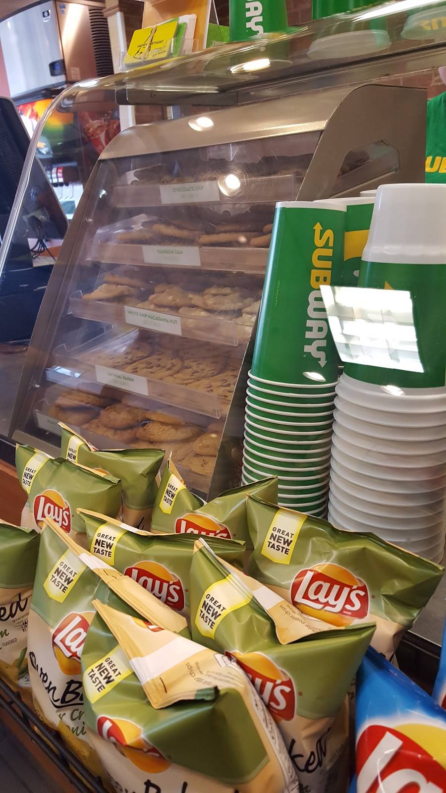 Subway | restaurant | 2255 East Ridge Road, Rochester, NY 14622, USA | 5854676990 OR +1 585-467-6990