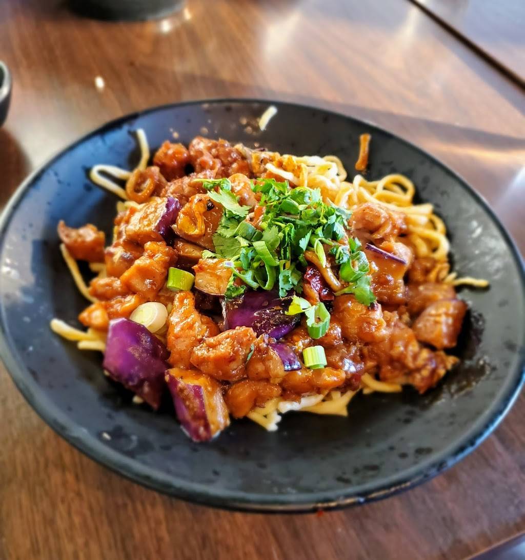Mings Noodle | restaurant | 1038 S Clinton Ave, Rochester, NY 14620, USA | 5852440920 OR +1 585-244-0920