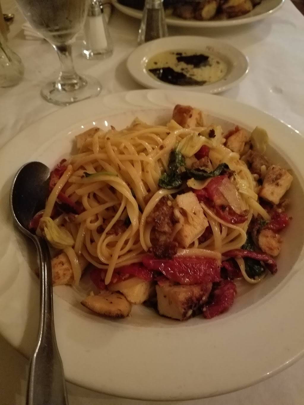 Ni Fen Bistro | restaurant | 214 S Lafayette St, Shelby, NC 28150, USA | 7044818882 OR +1 704-481-8882