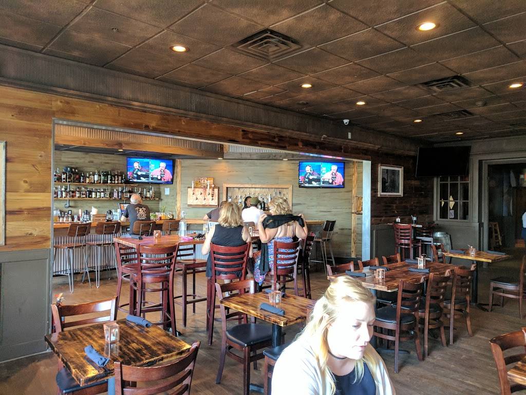 Yonkers Whiskey House | restaurant | 2211 Central Park Ave, Yonkers, NY 10710, USA | 9143465300 OR +1 914-346-5300