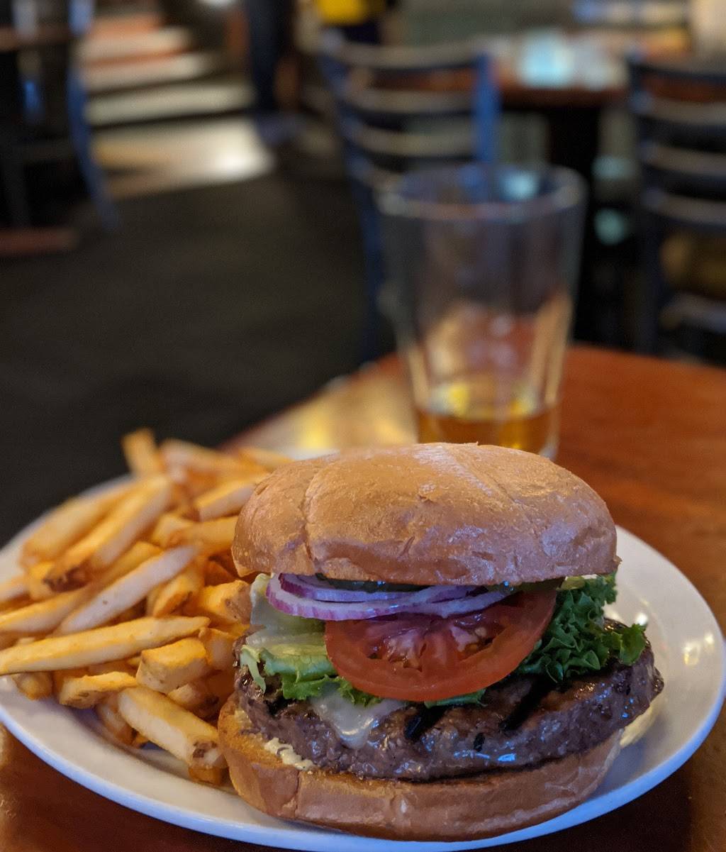 Buffalo Gap Saloon & Eatery: Restaurant & Bar | restaurant | 6835 S S Macadam Ave, Portland, OR 97219, USA | 5032447111 OR +1 503-244-7111