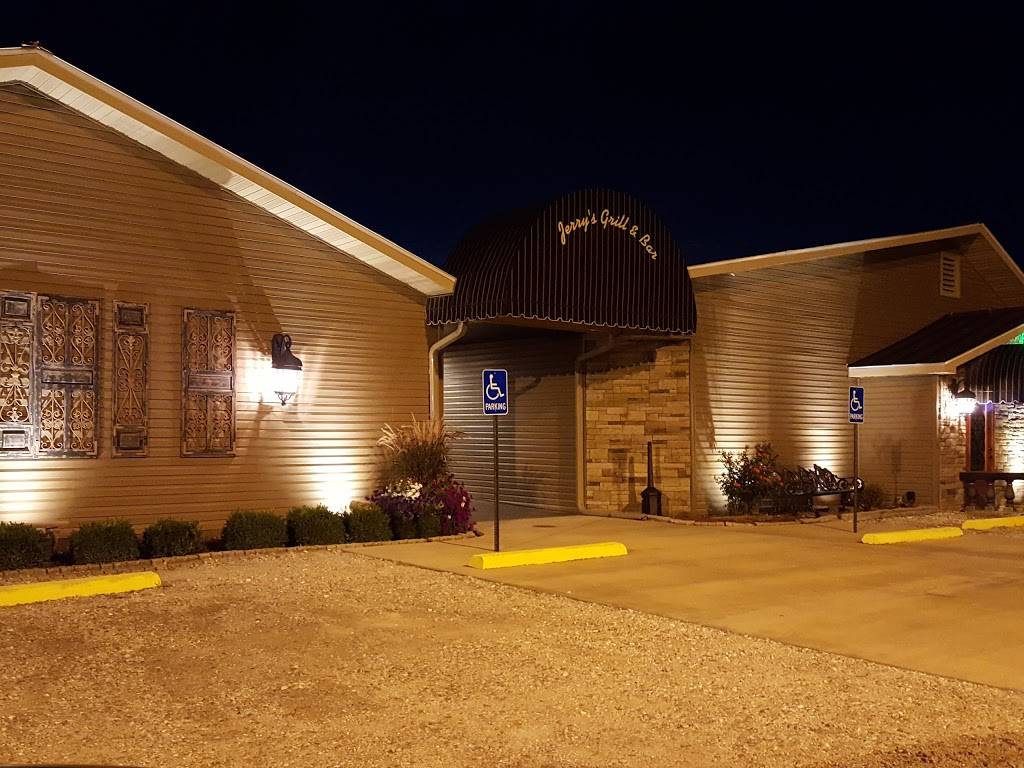 Jerrys Grill & Bar | restaurant | 835 Wabash Ave, Centralia, IL 62801, USA | 6185339197 OR +1 618-533-9197