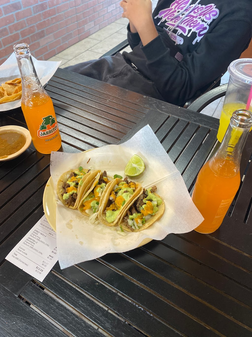 Tacos humilde LLC | restaurant | 2525 S Chester Ave, Bakersfield, CA 93304, USA | 6614890004 OR +1 661-489-0004