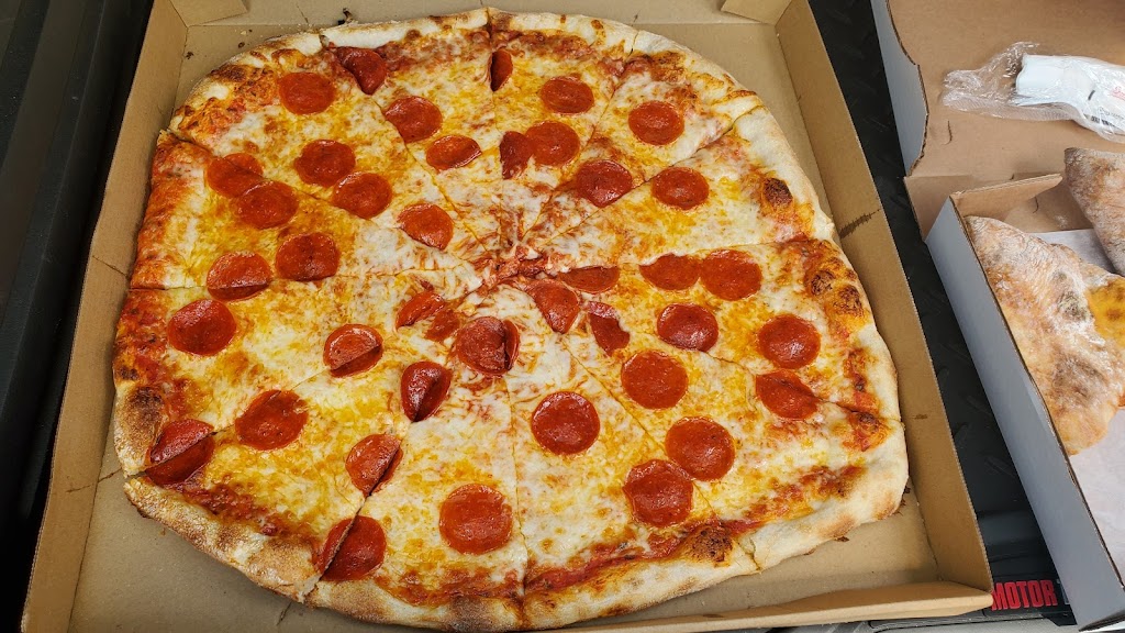 Pizza Factory | restaurant | Elmwood Ave, Kenmore, NY 14217, USA | 7167838886 OR +1 716-783-8886