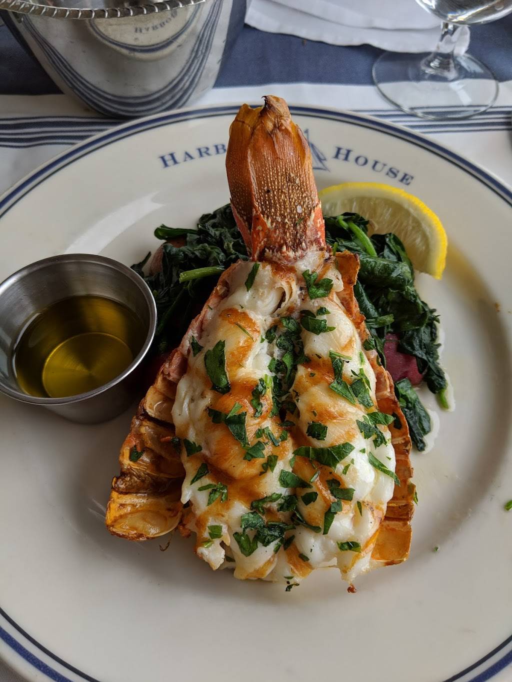 Harbor House | restaurant | 550 N Harbor Dr, Milwaukee, WI 53202, USA | 4143954900 OR +1 414-395-4900