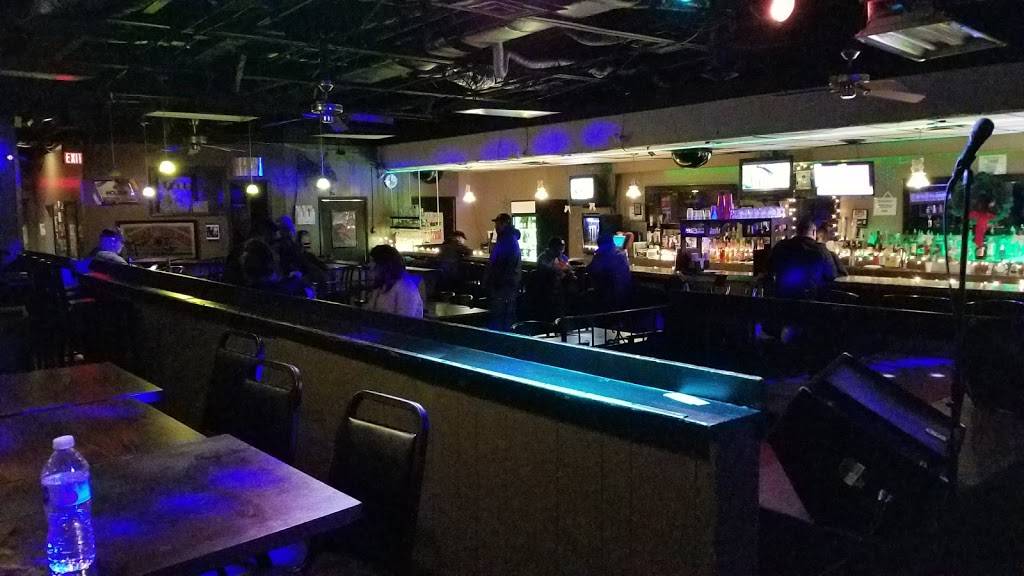 Bullfrog Bar & Grill | restaurant | 15414 Telegraph Rd, Redford Charter Twp, MI 48239, USA | 3135334477 OR +1 313-533-4477