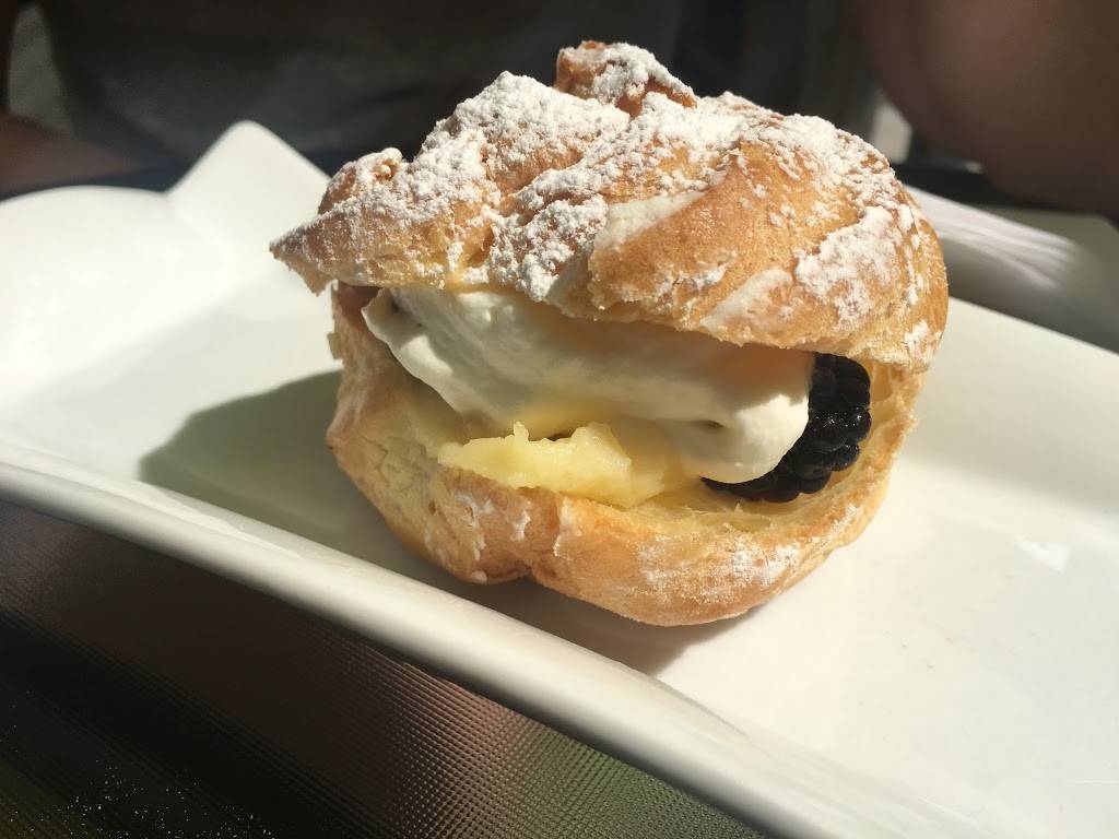 Coop du Grand Bois | restaurant | 12 Rue Principale, Saint-Étienne-de-Bolton, QC J0E 2E0, Canada | 4502973787 OR +1 450-297-3787