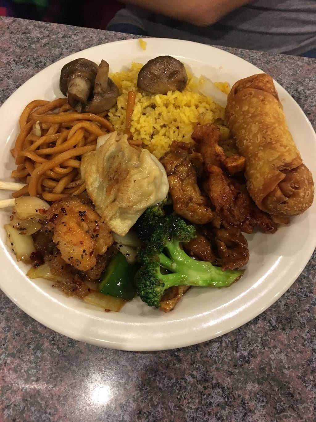 Super China Buffet | restaurant | 2449 E Wabash St, Frankfort, IN 46041, USA | 7656549025 OR +1 765-654-9025