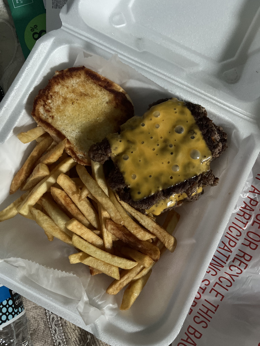 Broadway Diner | restaurant | 28407 Five Mile Rd, Livonia, MI 48154, USA | 7348554572 OR +1 734-855-4572