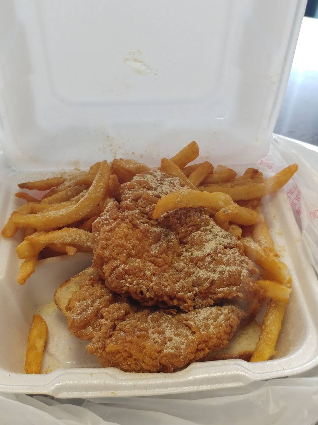 J & J Fish & Chicken | restaurant | 1192 Pryor Rd SW, Atlanta, GA 30315, USA | 4043433149 OR +1 404-343-3149