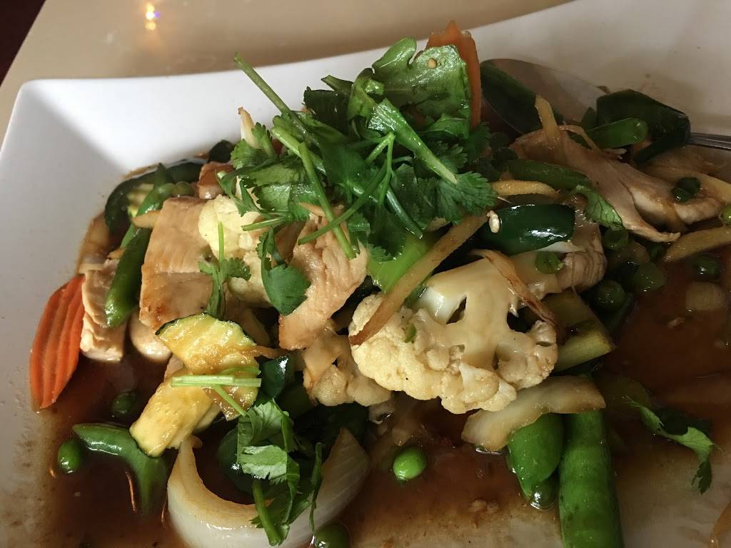 Forever Sala Thai | restaurant | 718 1st St, Benicia, CA 94510, USA | 7077451818 OR +1 707-745-1818