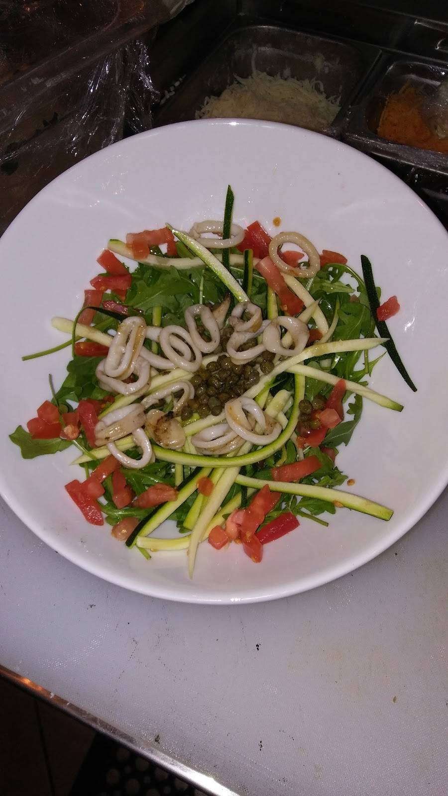 Demshars | restaurant | 1101 Main St, Lady Lake, FL 32159, USA | 3526333007 OR +1 352-633-3007