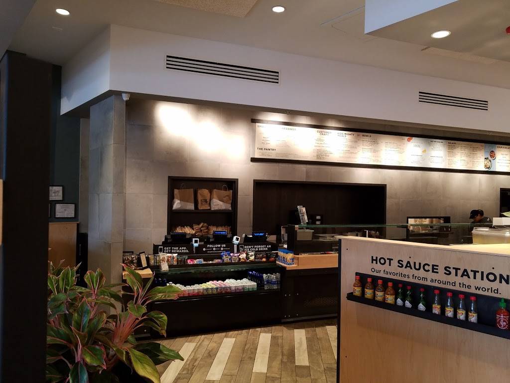 Chopt Creative Salad Co. | restaurant | 160 Maple Ave W, Vienna, VA 22180, USA | 7576561331 OR +1 757-656-1331