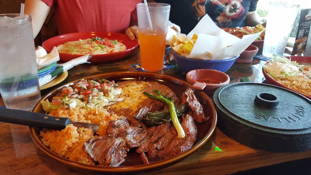 Los Agaves Mexican Restaurant | restaurant | 1179 Royal Palm Beach Blvd, Royal Palm Beach, FL 33411, USA | 5617981229 OR +1 561-798-1229