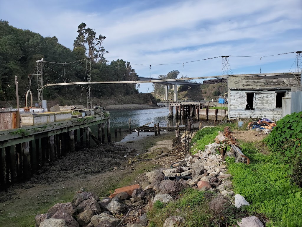 Sea Pal Cove | restaurant | 32390 N Harbor Dr, Fort Bragg, CA 95437, USA | 7079641300 OR +1 707-964-1300